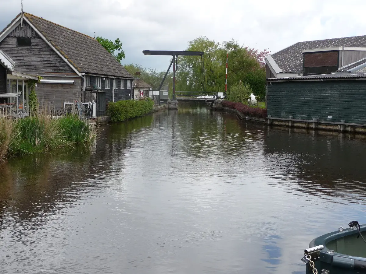 Wandelen Vinkeveense Plassen: water en rietoevers in het veenweidegebied bij Vinkeveen